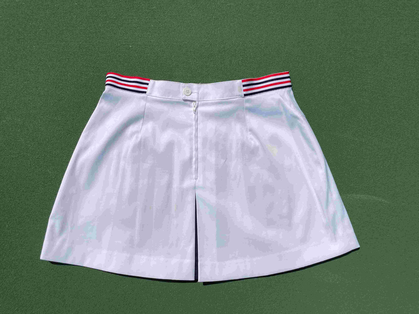 Vintage Ellesse White Tennis Skirt from 70s or 80s