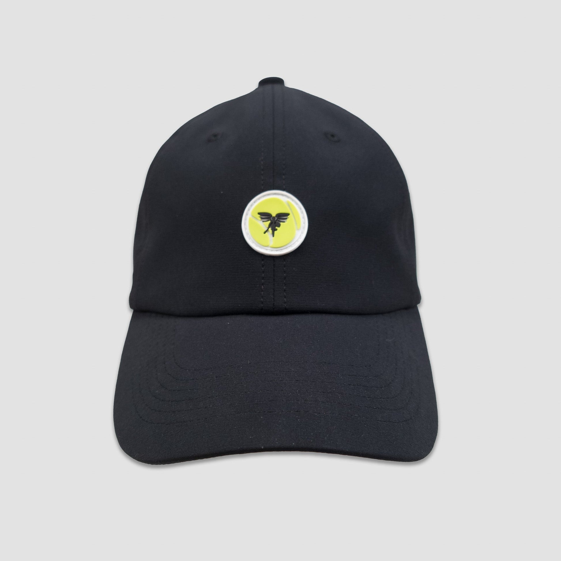 Sigrún match tennis hat in black close up. 